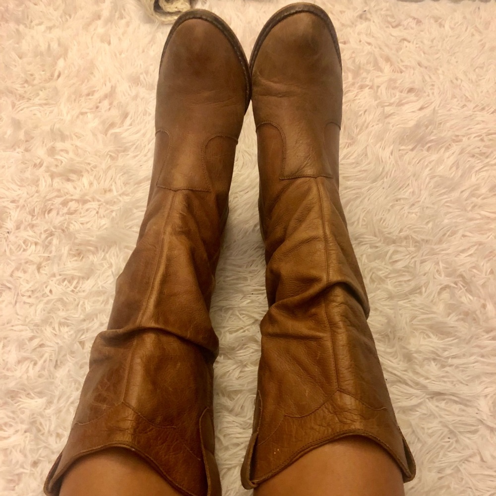 Brown leather Steve Madden cow boy boot